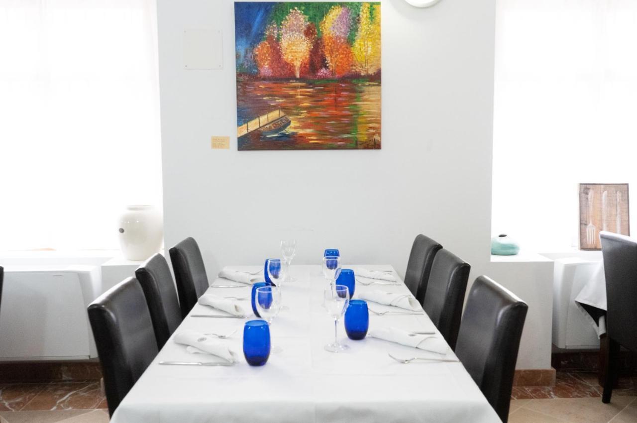Hotel Baron Andilla Valdealgorfa Esterno foto