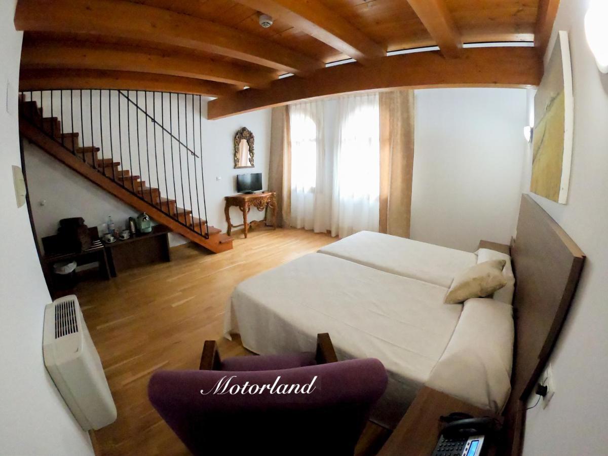 Hotel Baron Andilla Valdealgorfa Esterno foto