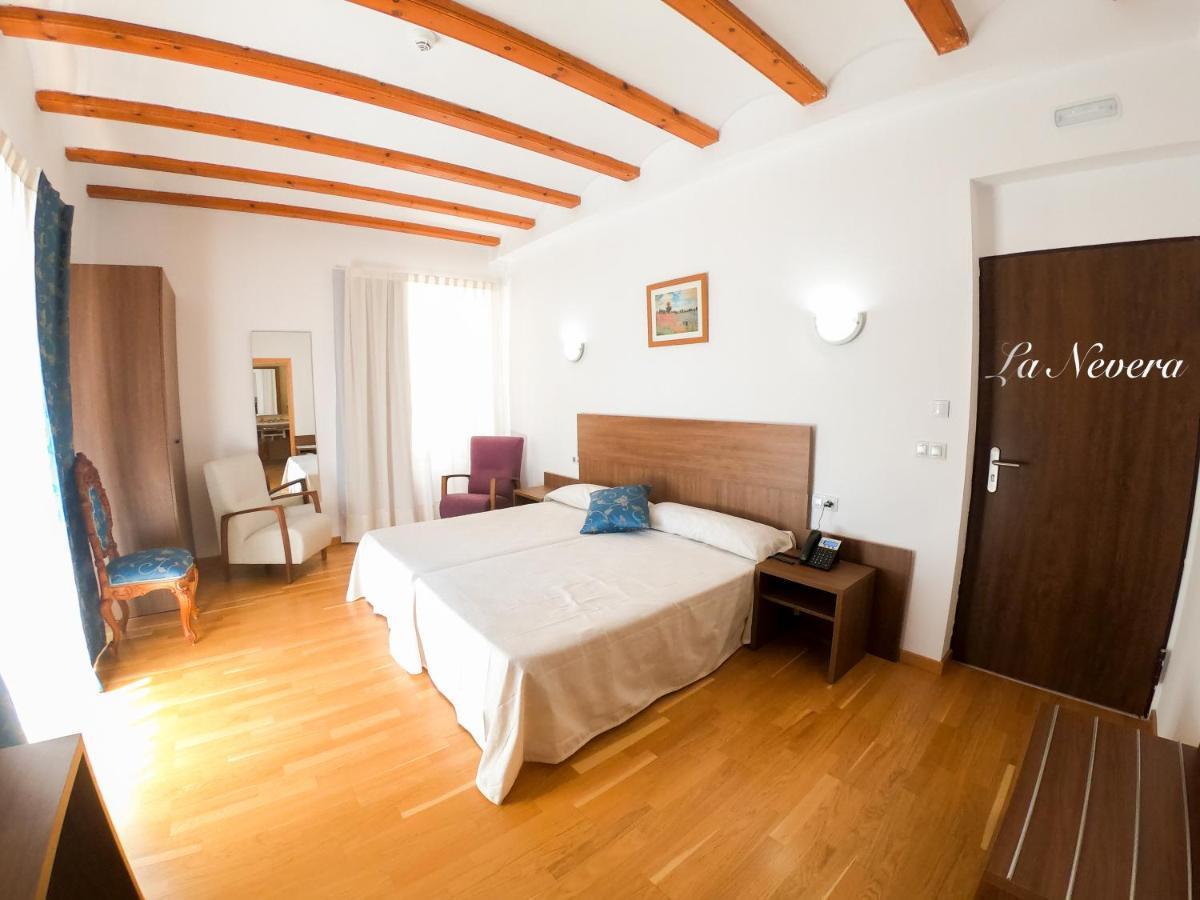 Hotel Baron Andilla Valdealgorfa Esterno foto