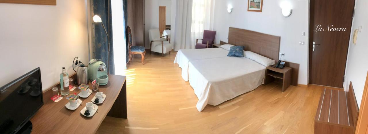 Hotel Baron Andilla Valdealgorfa Esterno foto