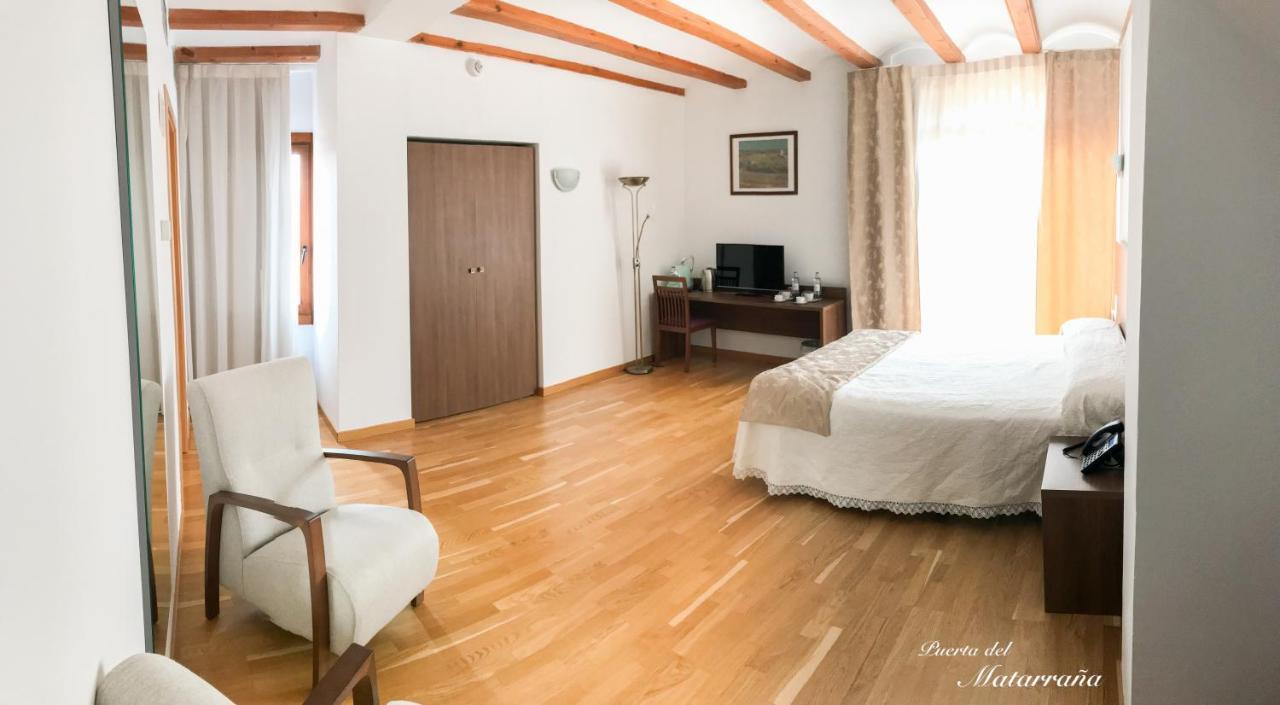 Hotel Baron Andilla Valdealgorfa Esterno foto